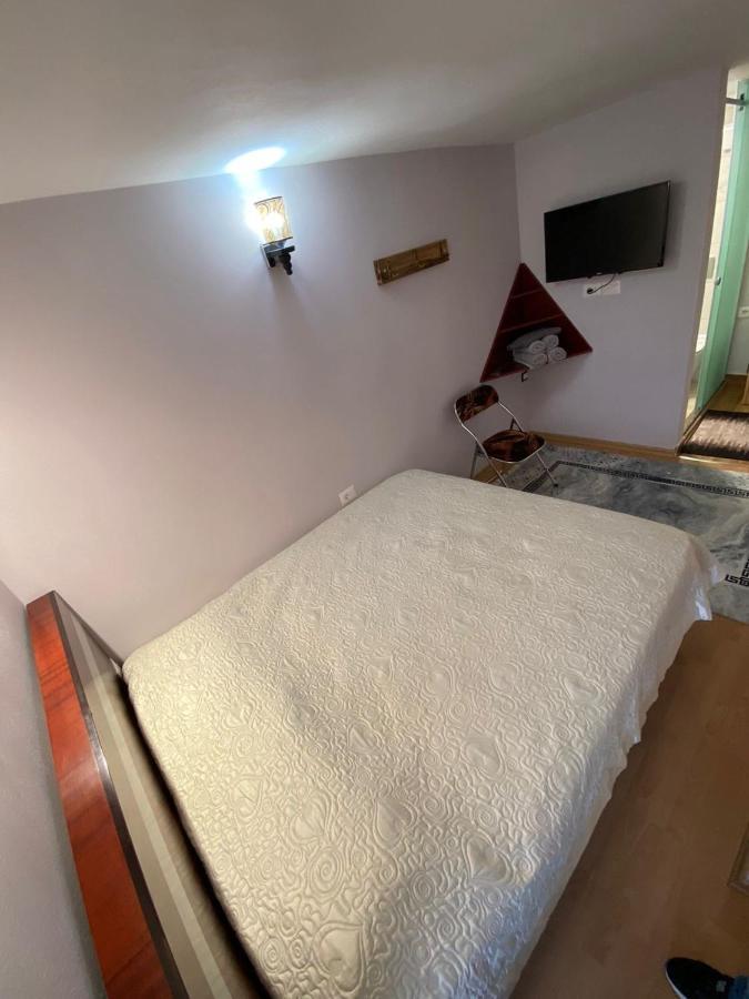 B & B Pogradec Exterior foto